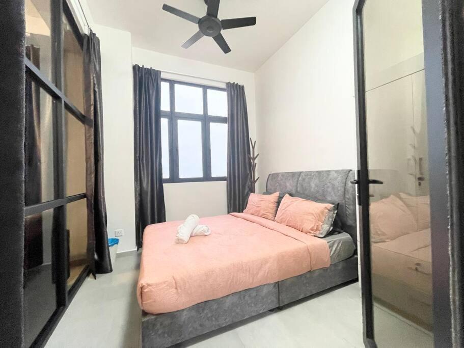 말라카 Quartz Near To Jonker Walk With Infinity Pool Cozy 3B2B 아파트 외부 사진