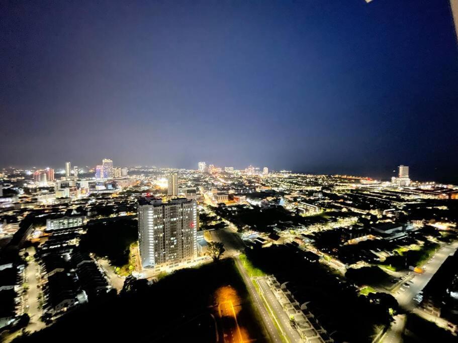 말라카 Quartz Near To Jonker Walk With Infinity Pool Cozy 3B2B 아파트 외부 사진